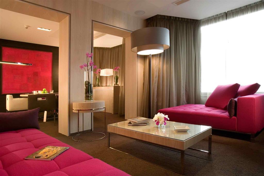 Hotel Sofitel Chain Bridge 5*