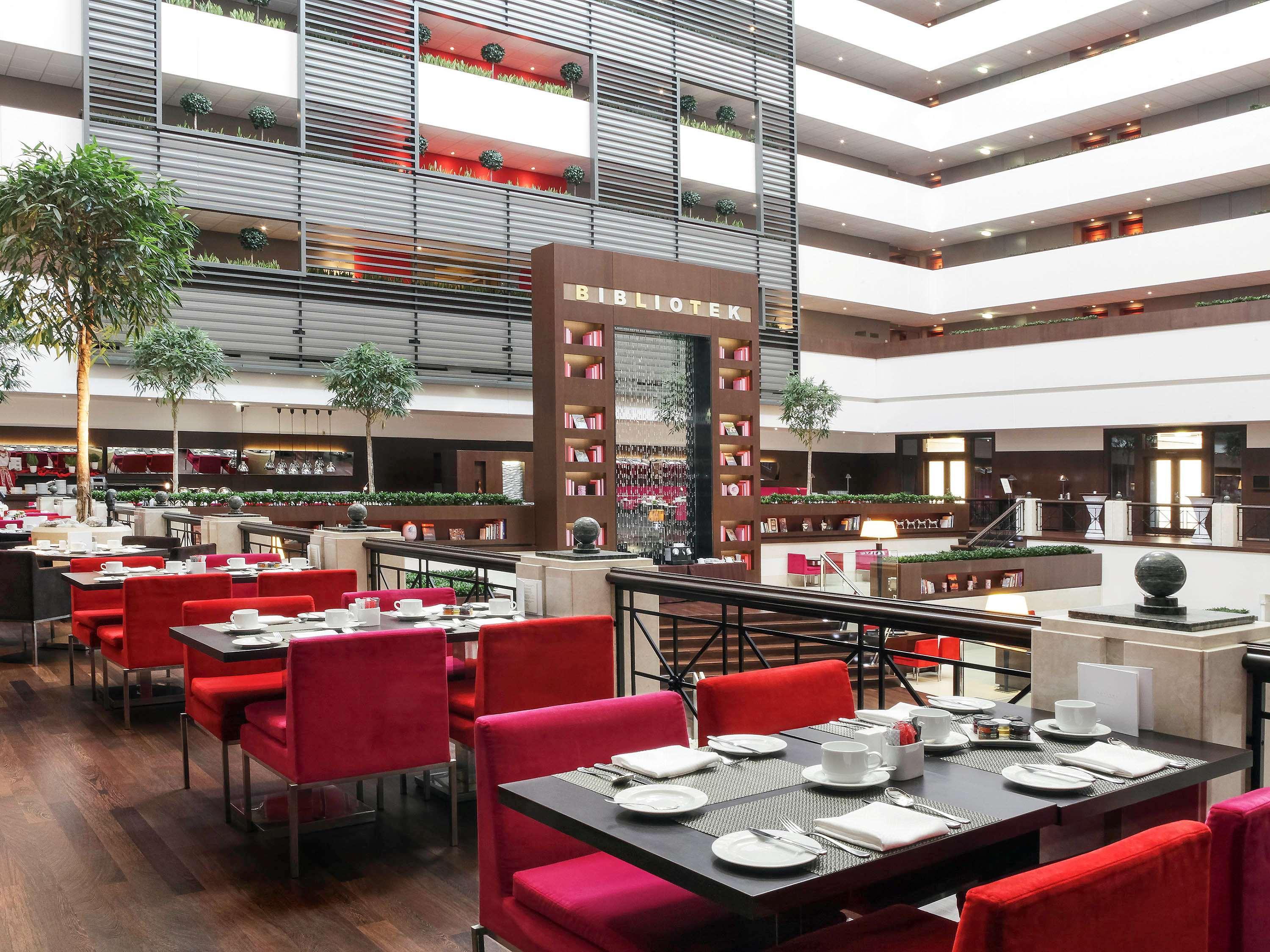 Hotel Sofitel Chain Bridge