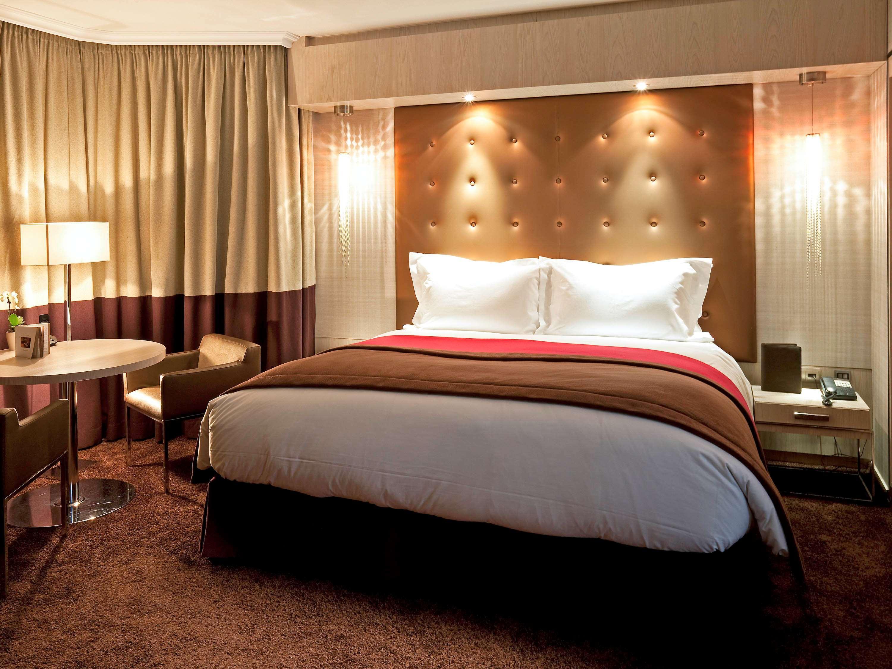 Sofitel Chain Bridge Hotel